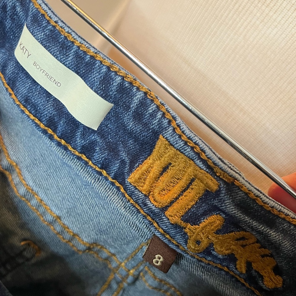 Kut from the Kloth Women's boyfriend jeans - Picture 3 of 3
